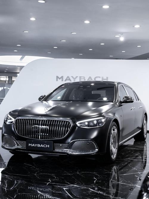 佛山284岚图汽车的售后服务让用户无忧出行，迈巴赫未来的豪华车趋势